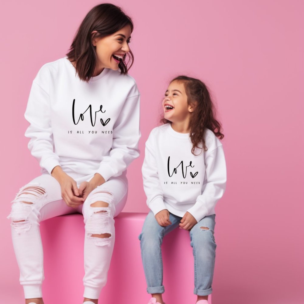 Love Is All You Need Sweat, Valentine Hood, Valentine's Day Sweat, Love Sweatshi